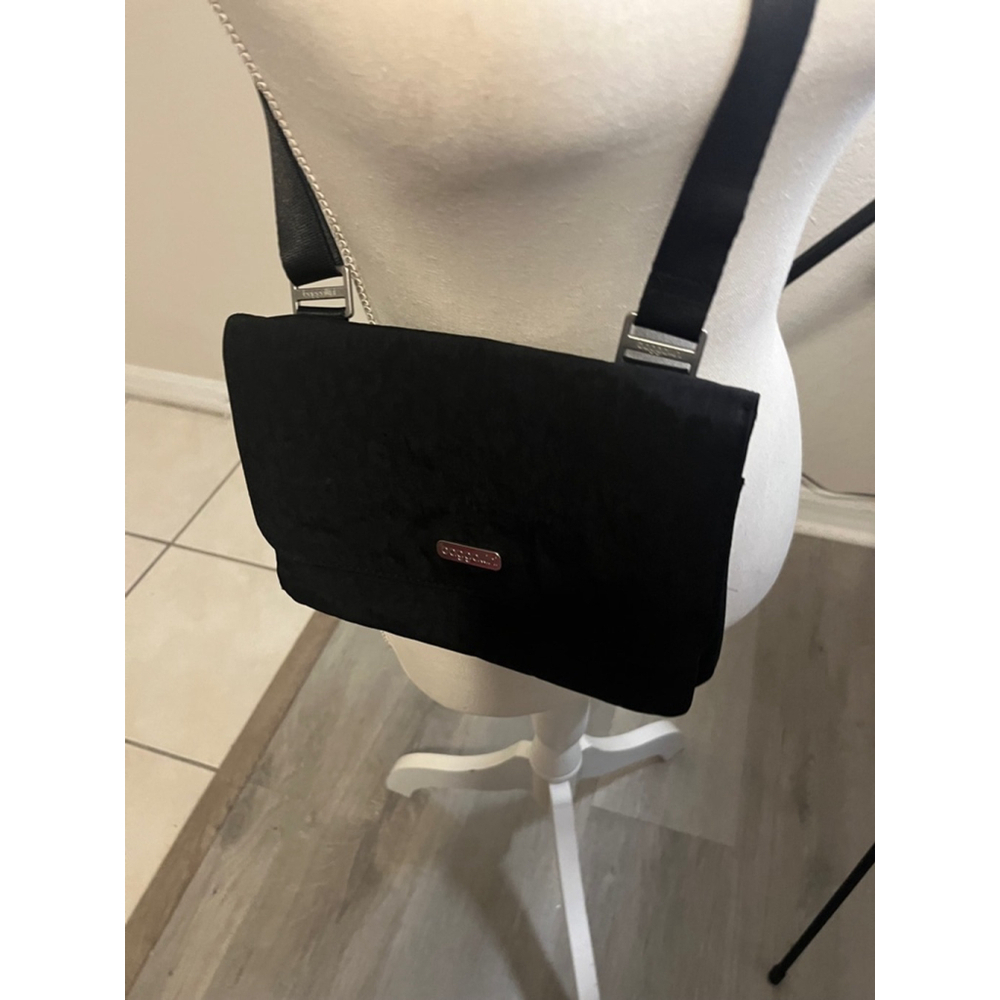 Baggallini Venture Nylon Crossbody Bag Purse Black - Picture 6 of 9